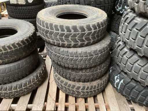 GoodYear Band (4x)
