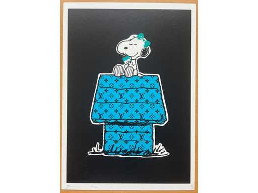 DEATH NYC : Vuitton Snoopy House