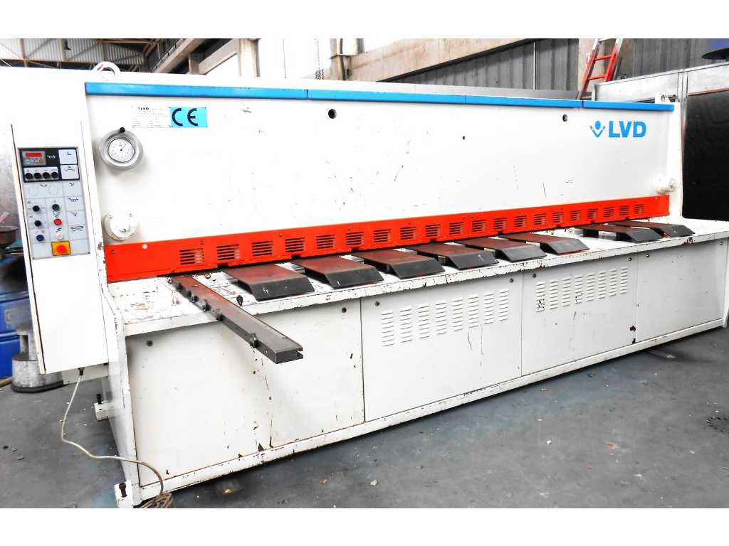 LVD - HST-E 40/6 MNC 10 - Cisaille guillotine - 2000