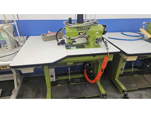 Mașină de cusut industrială SIMAC 781