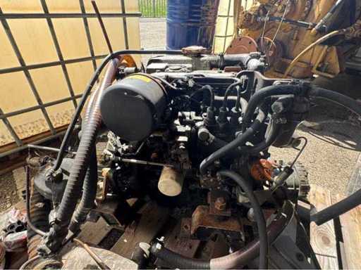Motor diesel Yanmar Marine cu cutie de viteze