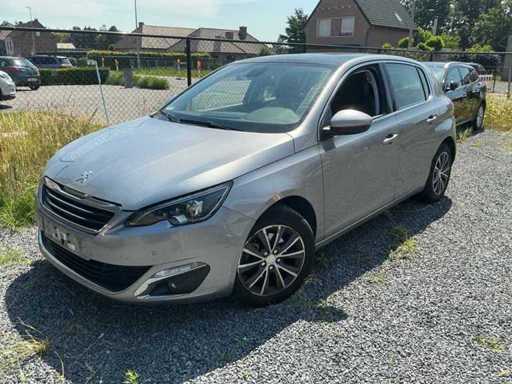 Peugeot 308 voiture voyageurs 2015