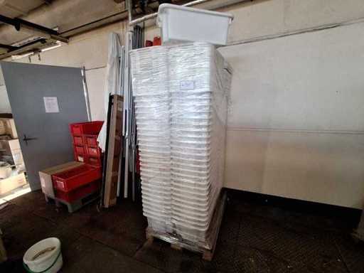   100 Food Containers with Lids