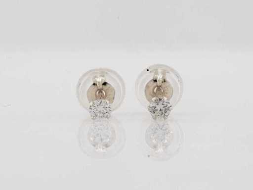Boucle d’oreille en or blanc 18 nœuds avec diamant naturel