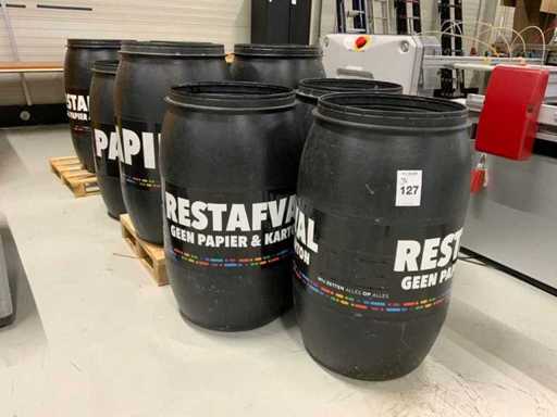 Waste bins (9x)