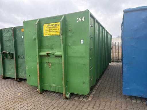 Hooklift dumpster