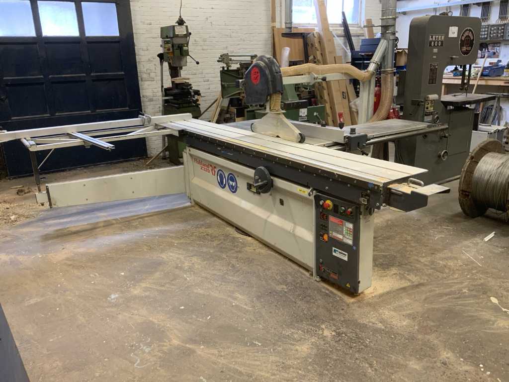 ROBLAND Z320 Format Circular Saw