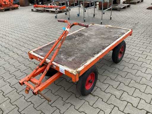 Camion Tretal à traction manuelle 2016