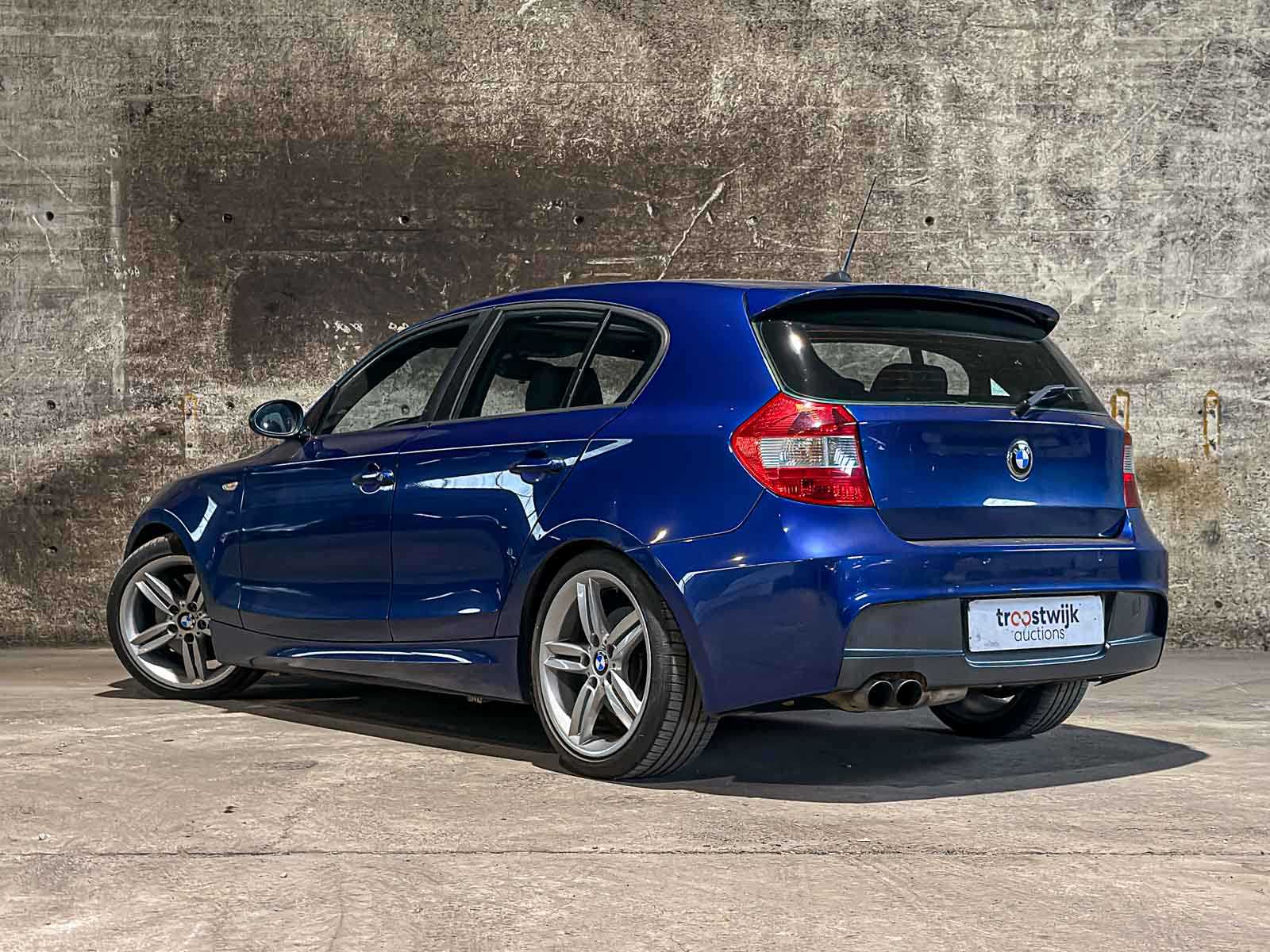 BMW 130i Introduction M-Sport 3.0 6-cilinder in-lijn 265pk 2005 1-serie, 50-TH-RD Youngtimers