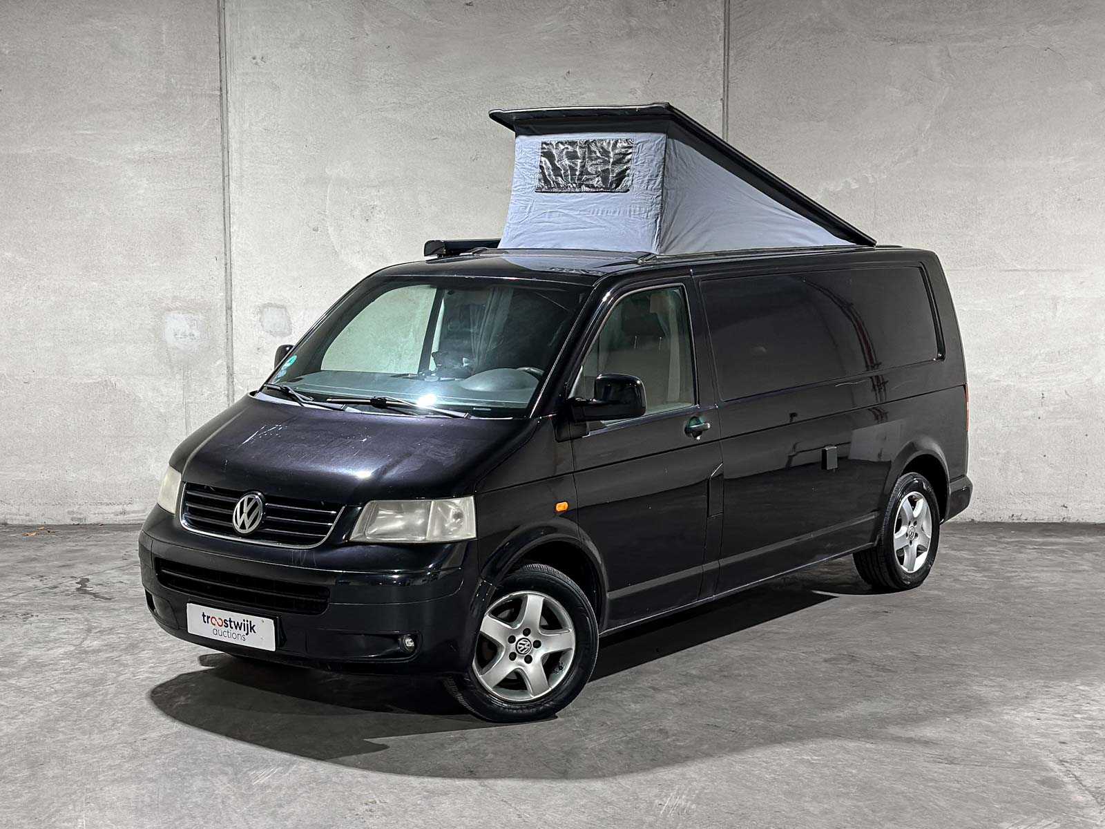 Volkswagen Transporter CAMPER Kombi 2.5 TDI 340 Trendline 131pk 2005, JZJ-68-S Youngtimer
