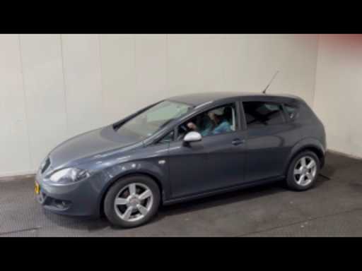 dc409c90-44af-4725-ae8a-76d68f86c4da.mp4