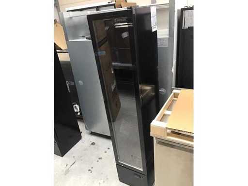 Schmaler Kühlschrank