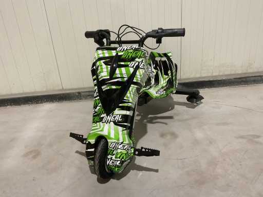 Motocicletta Ultra Motocross Drift 2025 verde