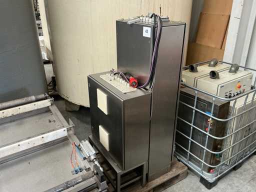 Various stainless steel switch boxes (2x)