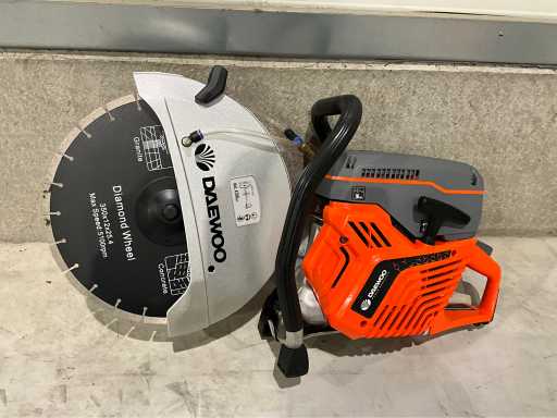 2025 Daewoo DACNQ74S Concrete Saw