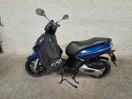 Peugeot - Scooter moto - Kisbee RS - 4T versione 45km dvx19p