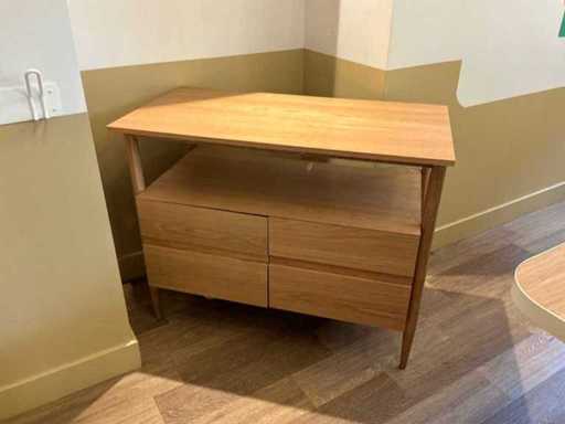 Storage cabinet