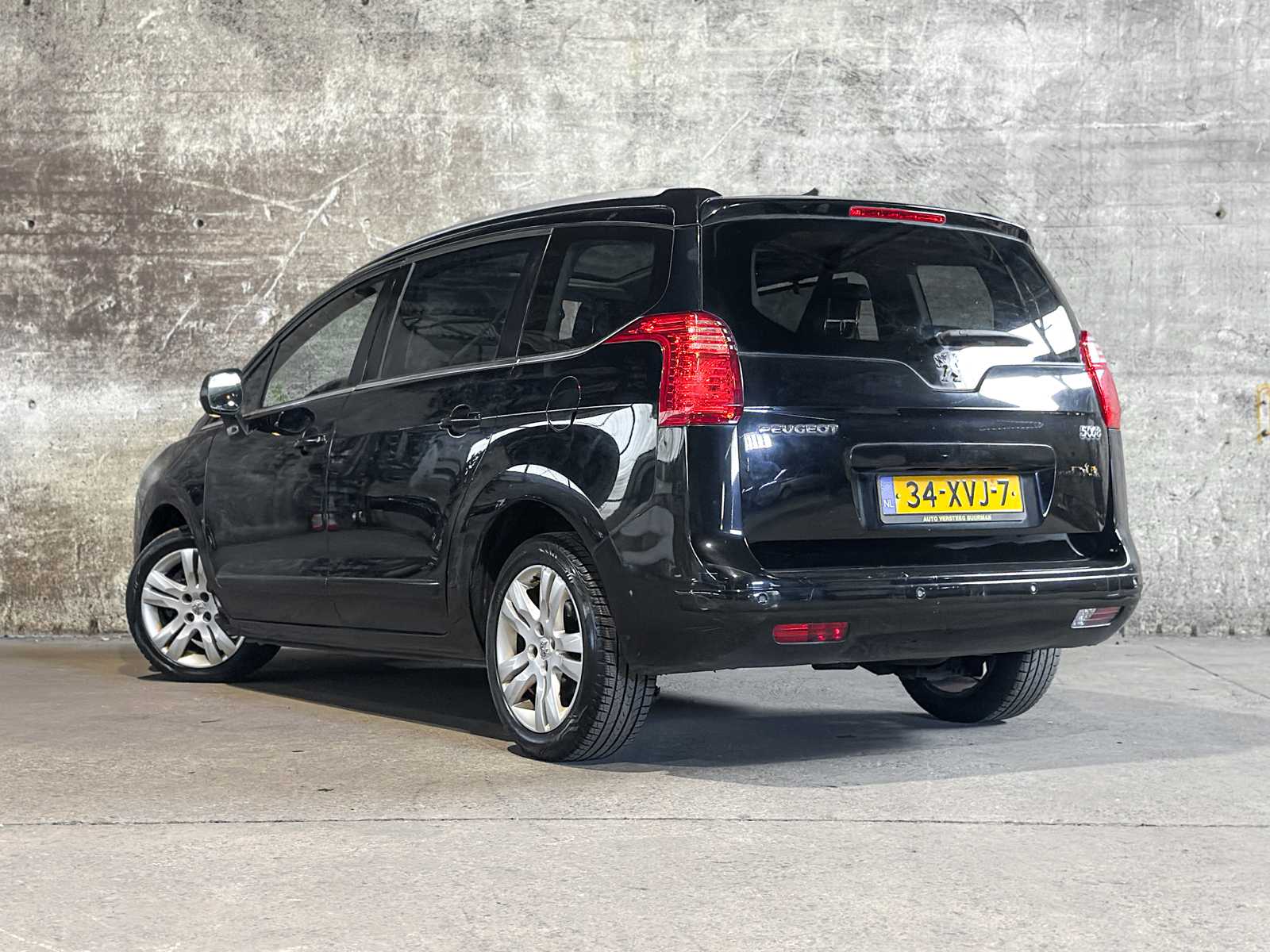 Peugeot 5008 1.6 THP Blue Lease Executive 156pk 2012 (Origineel-NL) 7-persoons, 34-XVJ-7 