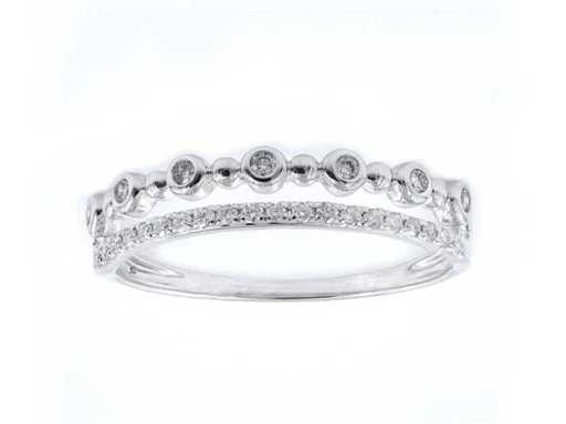 18 KT Weißgoldring mit natürlichem Diamant