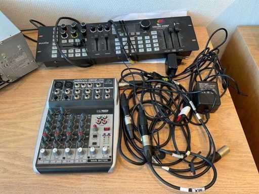 Eorolite, Behringer Sound- und Lichtmixer (2x)