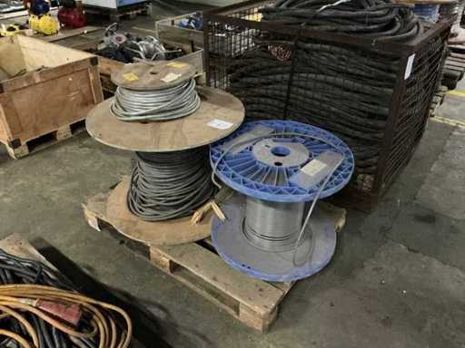 Installation cables (3x)