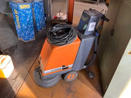 Ma?in? de cur??at pardoseli Taski Combimat 500 E