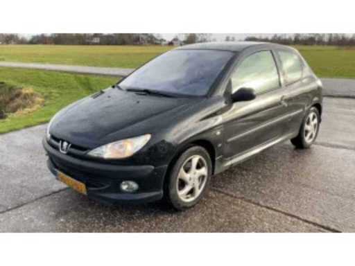 e6ca274f-9f3e-462e-9325-1d0577d066bc.mp4