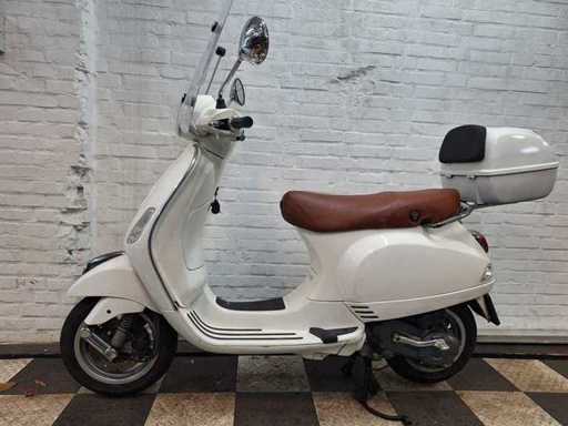 Piaggio Vespa LX 25 km snorscooter 4takt