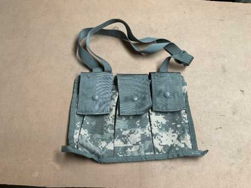 Bandoleer ammunition pouch (20x)