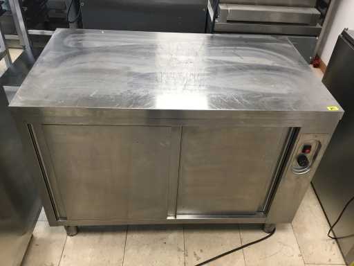 Combisteel – Wamhoudkast