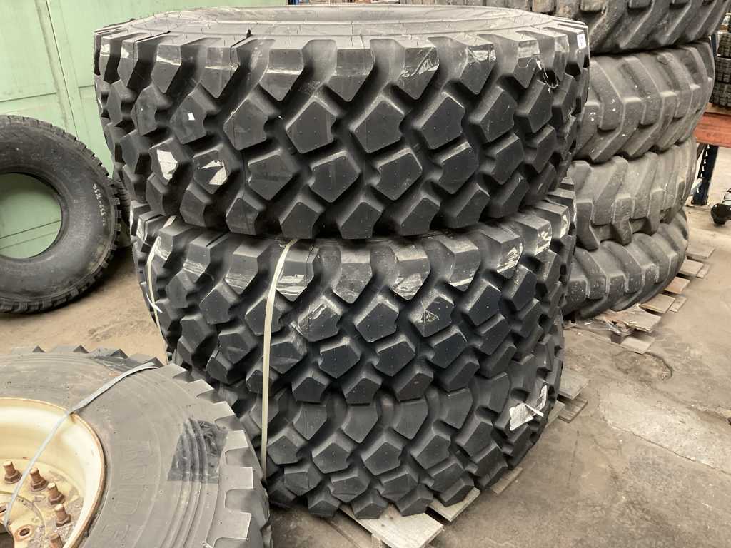 Michelin Tire (3x)