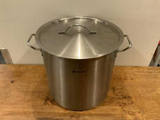 Stabilny go?? - garnek ze stali nierdzewnej