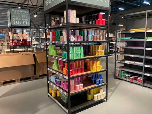 Batch of curling ribbons