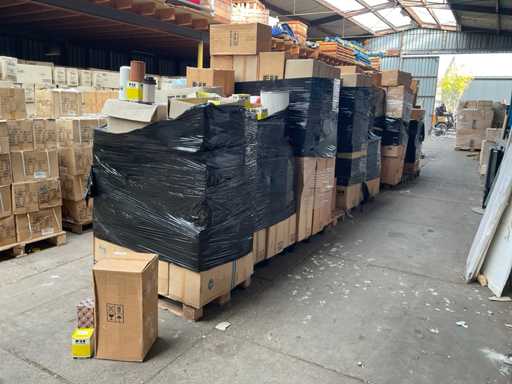 FIL Große Charge von LKW-Filtern