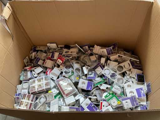 PALLETDEAL diverse schakelmateriaal en toebehoren