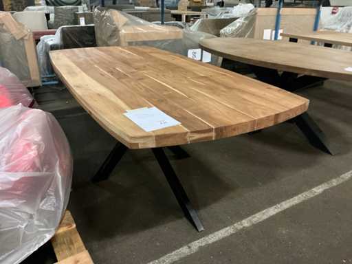 Vlijmen Dining Room Table