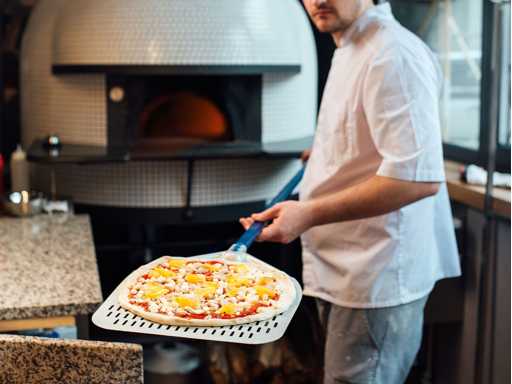 Pelle à pizza rectangulaire PREMiUM - AZZURRA - Aluminium - 330x330mm - perforée - manche 60cm