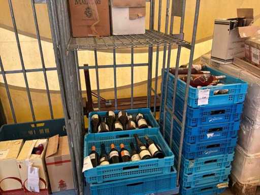 Partij diverse witte en rode wijn