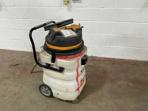 Mammoth 110 Industrial vacuum cleaner