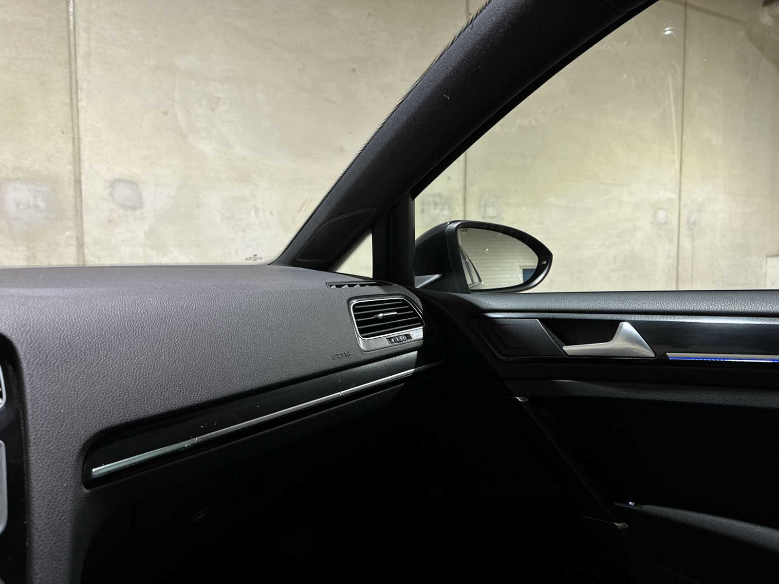 Volkswagen Golf GTE 1.4 TSI 204pk 2015 (Origineel-NL), 1-ZNB-51