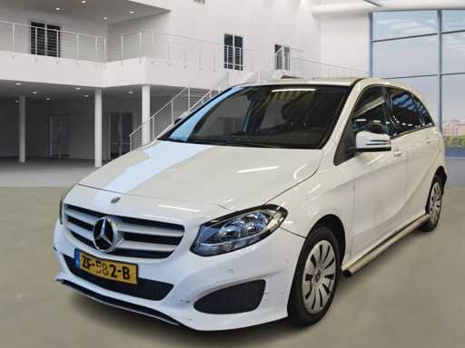 Mercedes-Benz Classe B 220 D Ambition, ZF-582-B