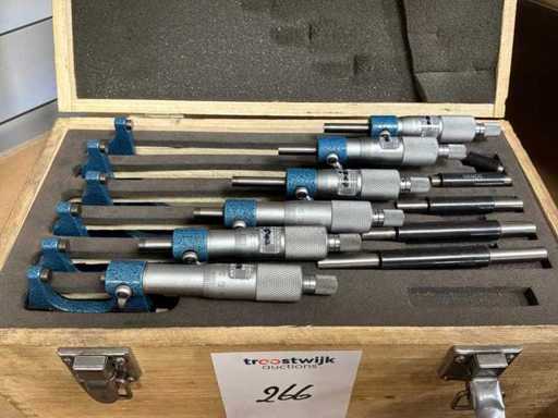 Ensemble de micromètres de taille extérieure