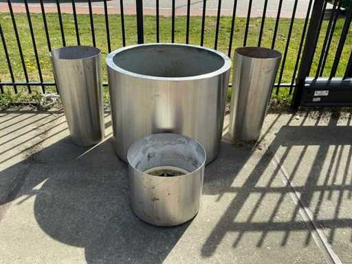 Planters (4x)