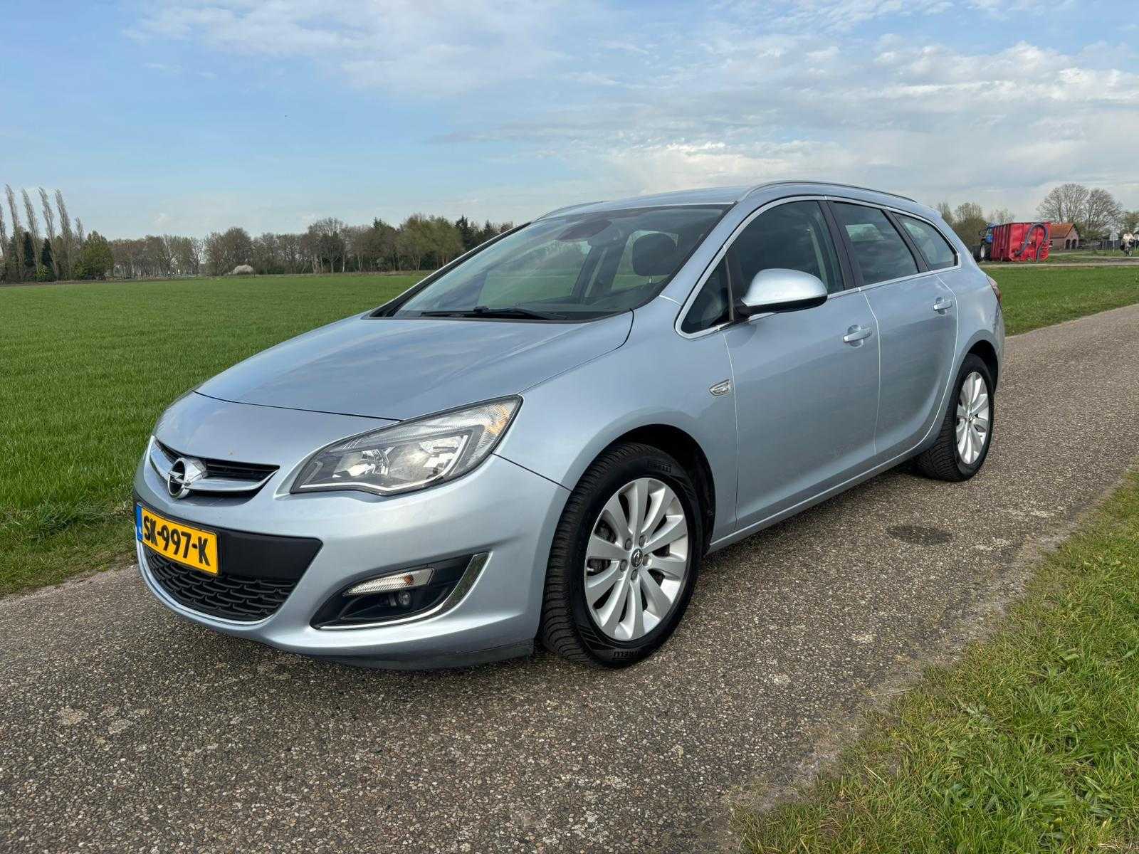 Opel – 2016 – Astra Sports Tourer – 1.4 Turbo Business + – SK-997-K