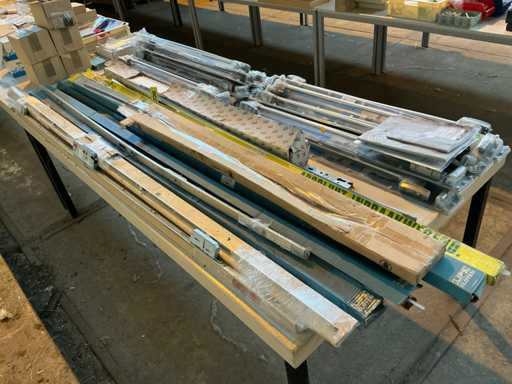 Lips and Secustrip Door Fittings