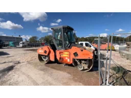 fe7310f3-fbb0-4493-b2af-c3fe0286f52b.mp4