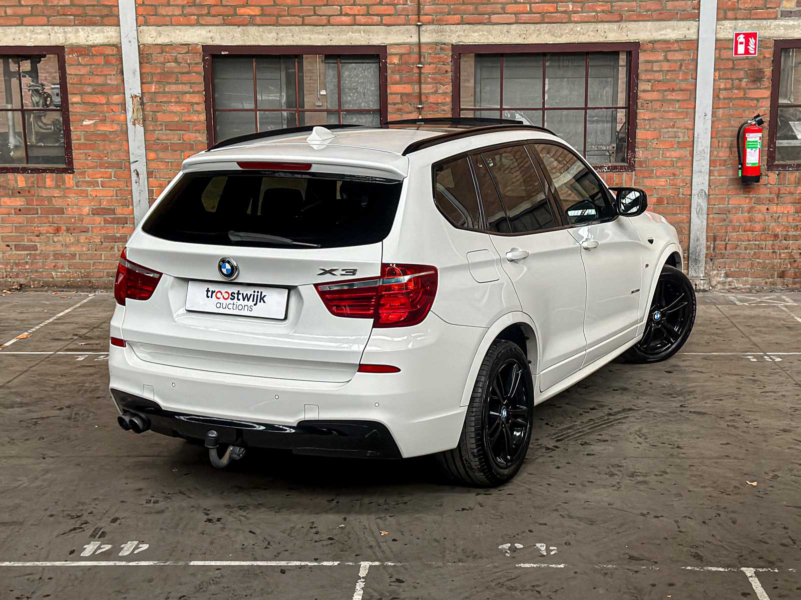 BMW X3 xDrive35i M-Sport High Executive 306pk 2011, J-570-DP