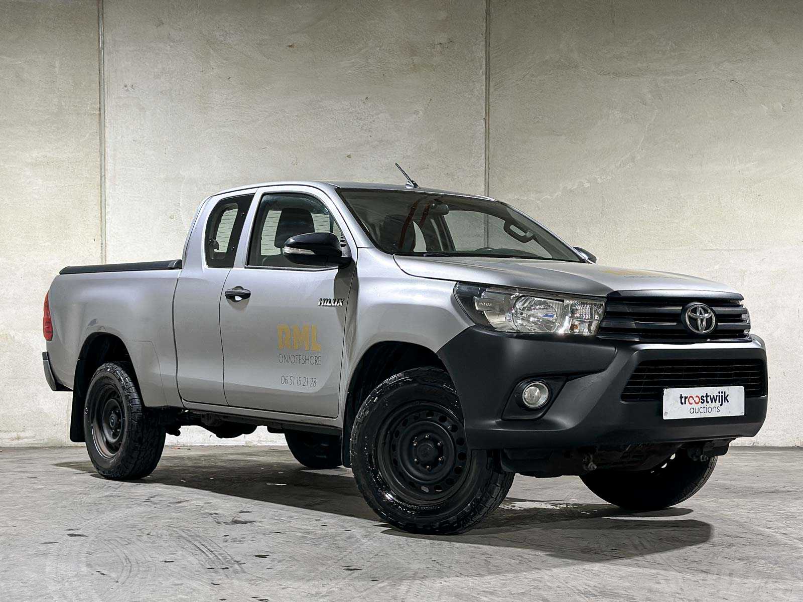 Toyota HiLux 2.4 D-4D-F Xtra Cab Comfort 150pk 2017 (Origineel-NL), V-833-JR