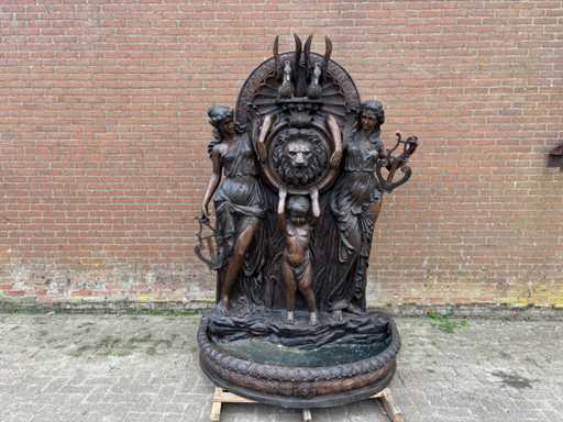 Fântân? de perete din bronz 1,75 metri l??ime