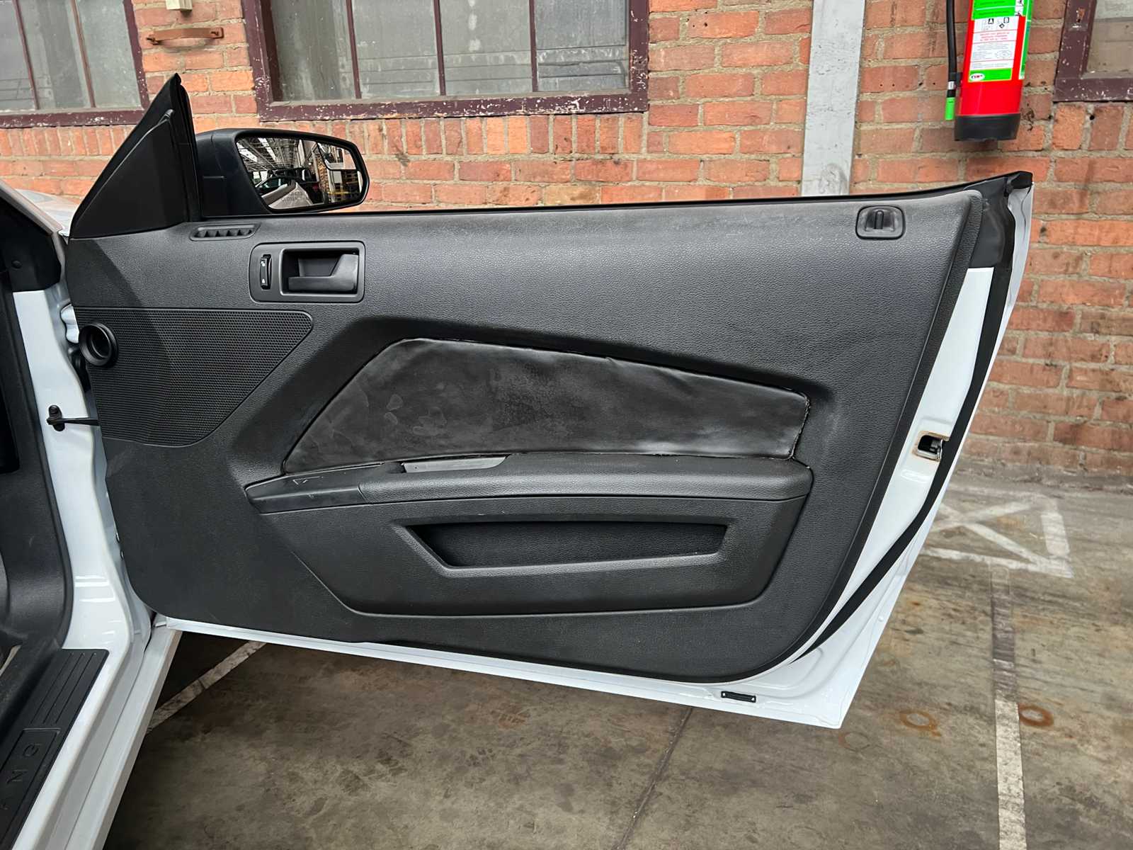 Ford Mustang Cabriolet 3.7 V6 305pk 2014